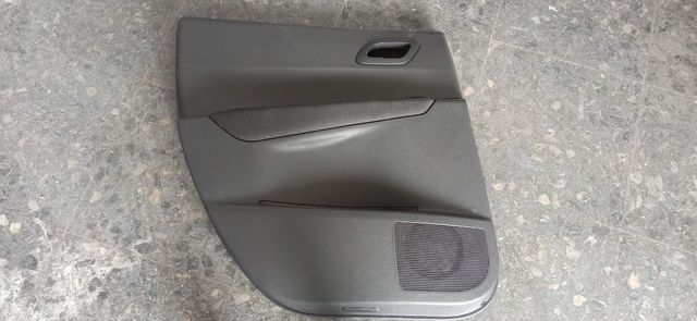 tapizado trasero izquierdo de Peugeot 3008 