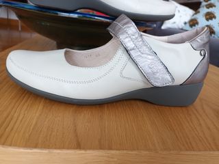 Zapato cómodo tipo Merceditas