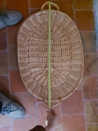 bandeja de mimbre antigua