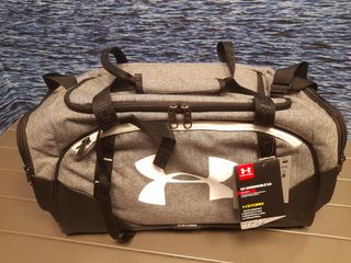 Bolso 38L Under Armour Nuevo con etiquetas