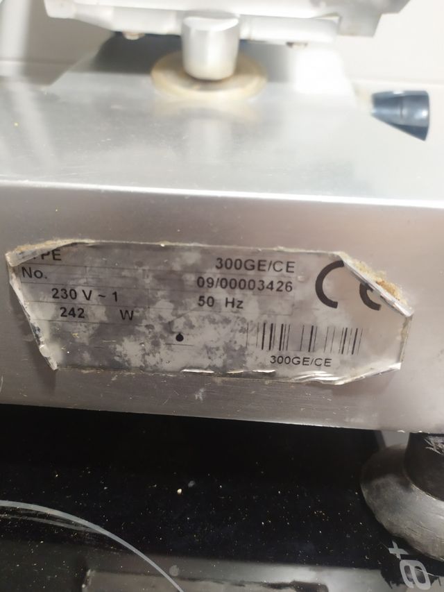 Cortadora de fiambres Mainca