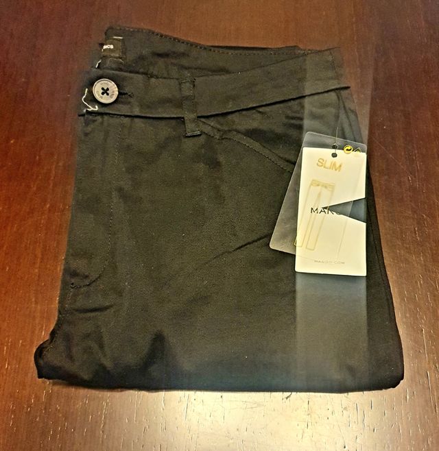 Pantalón corte chino Mango talla 40