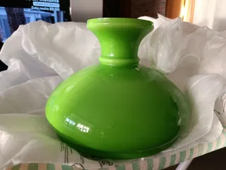Lampara opalina verde