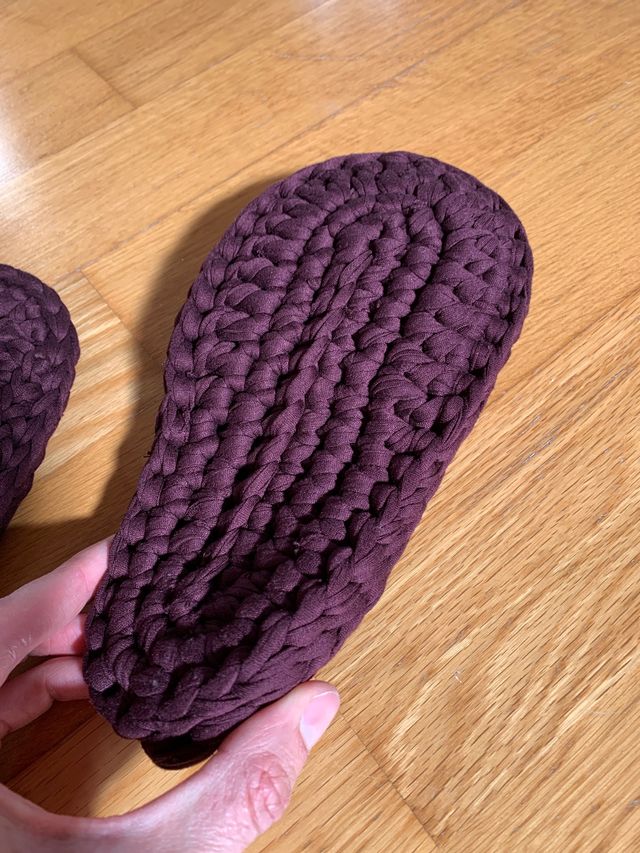 Zapatillas hechas a mano nuevas talla 37-38