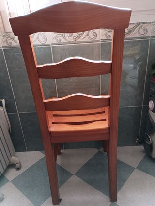 set de 4 sillas y mesa