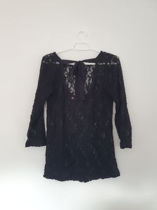 Blusa encaje