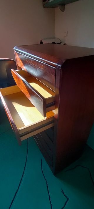 MUEBLES DORMITORIO (Sinfonier, mesillas,cabecero)