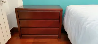 MUEBLES DORMITORIO (Sinfonier, mesillas,cabecero)