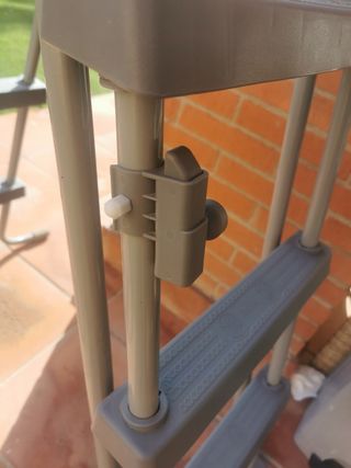 escalera piscina Bestway Nueva