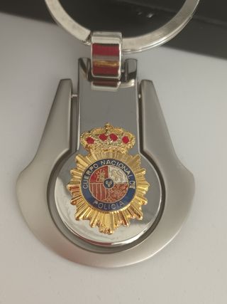 Llavero policía nacional