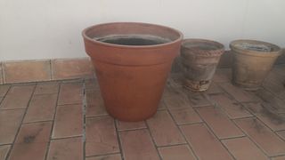 MACETAS O TIESTOS DE BARRO