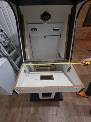 Mueble para maquina recreativa