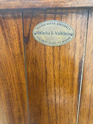  Vitrina de Teca maciza Baladia & Valklein