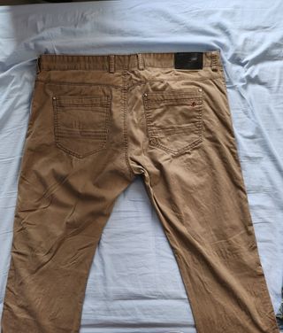 Pantalón marrón Di-Bye talla grande