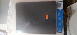 Funda para iPad 2 negra de piel legítima.