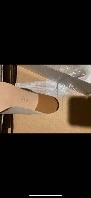 Zuecos a estrenar en piel de calidad n37