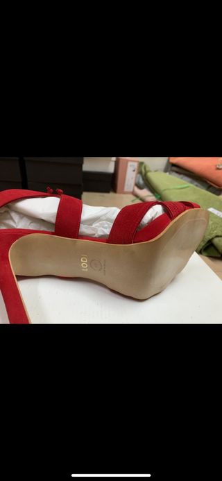 Sandalias en piel de calidad Lodi n 40 a estrenar