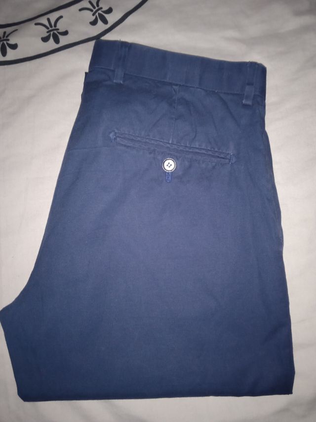 Traje chaqueta marca DR&N para hombre.