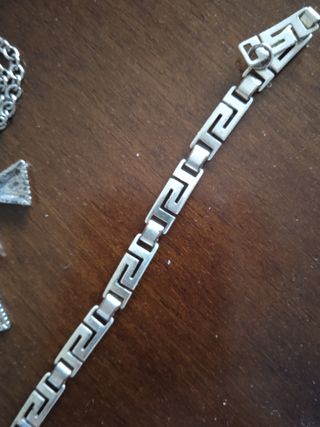 Cadena y pulsera