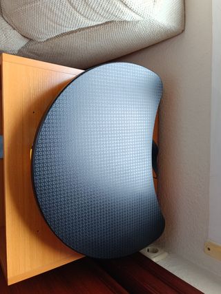 Conjunto de sillas de Enea y Madera y taburetes.