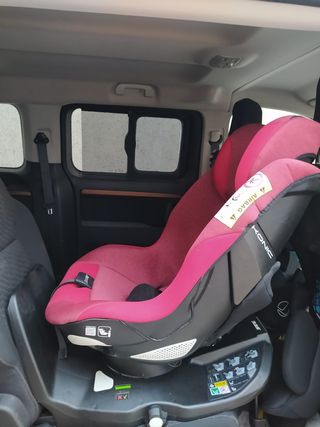 Silla de coche Jané Ikonic. Impecable.