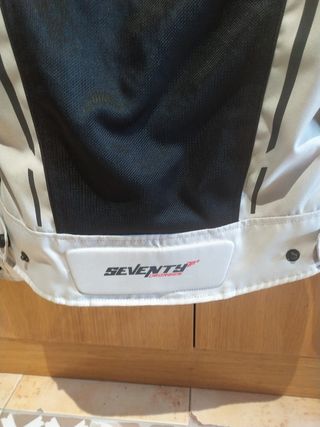 chaquta de moto