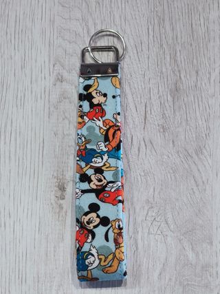 Llavero de tela Disney