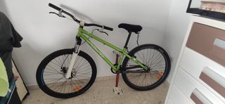 BICICLETA BMX 26" AJUSTABLE A 24
