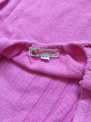 Top asimétrico punto fucsia Stradivarius talla S