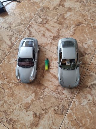 auto giocattolo in scala