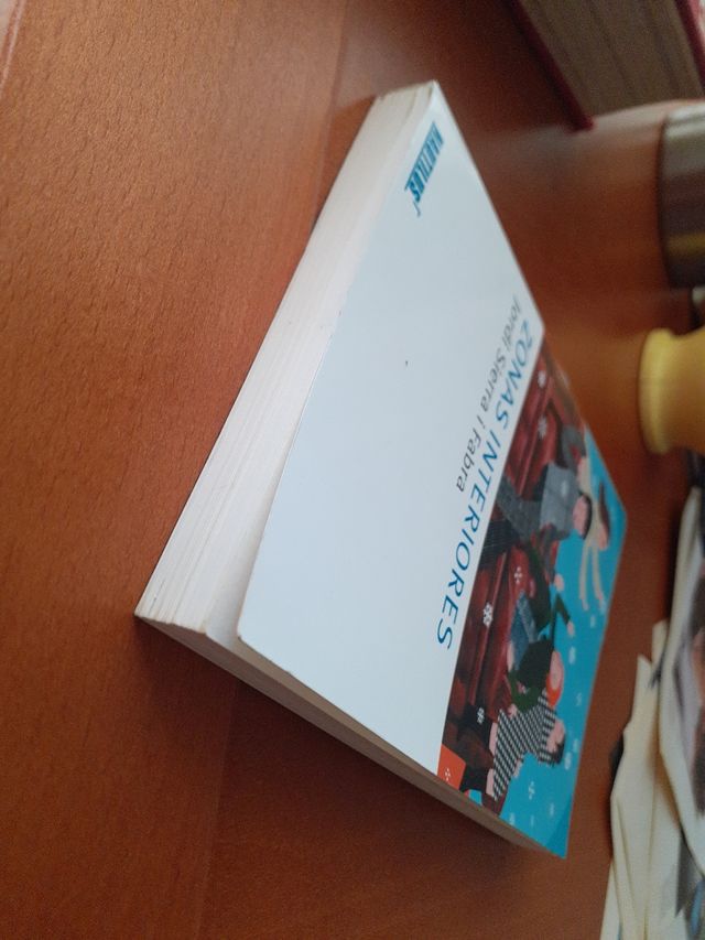 Zonas interiores, Jordi Sierra i Fabra