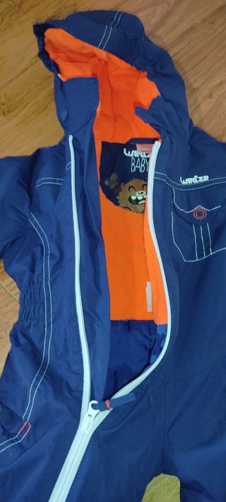 MONO Y GUANTES ESQUI Y NIEVE BEBÉ 9-12 meses