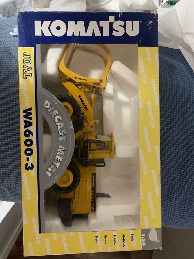 Komatsu WA600-3 de Joal ref 204