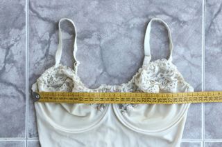 Body con encaje vintage auténtico