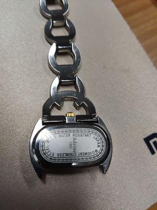 Reloj Adrina