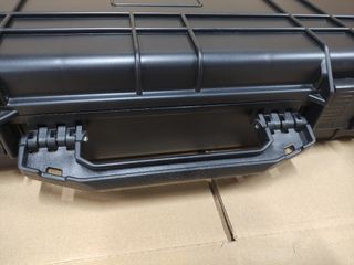 Maleta maletín con ruedas 135x41x16 (no Pelicase