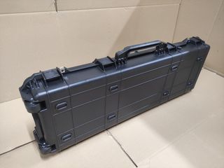 Maleta maletín con ruedas 135x41x16 (no Pelicase