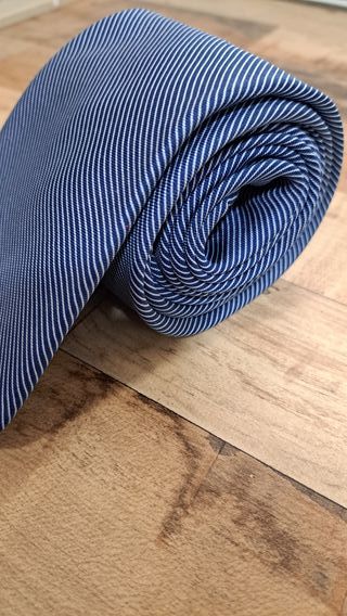 Corbata de rayas