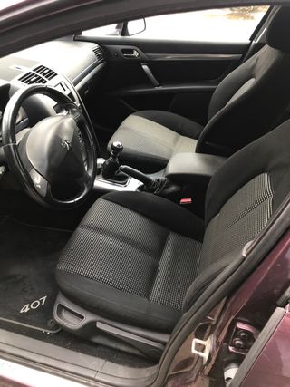 Peugeot 407 2004