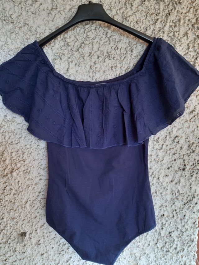 Body con spalle scoperte e balze Tezenis