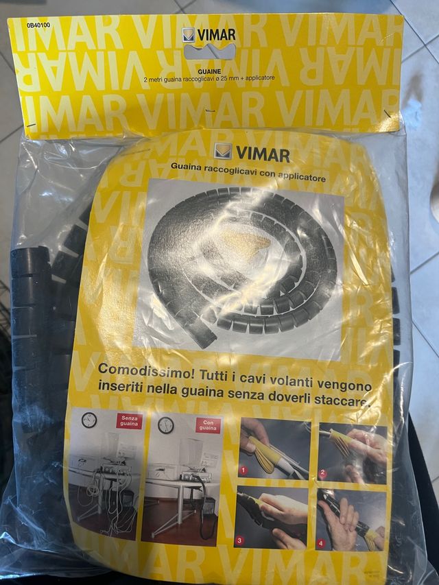 Guaina raccoglicavi con applicatore Vimar