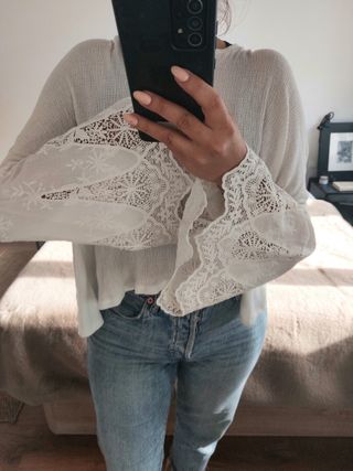 Top crepe y encaje nuevo