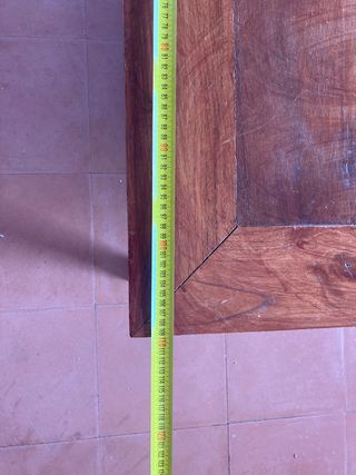 Mesa de madrra maciza/taula 