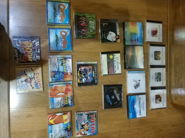 CDs precio a convenir desde 1 euro