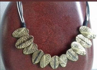 collar/gargantilla