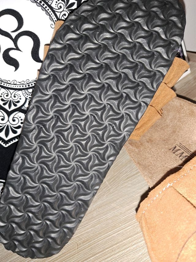 Sandalias sin estrenar 36