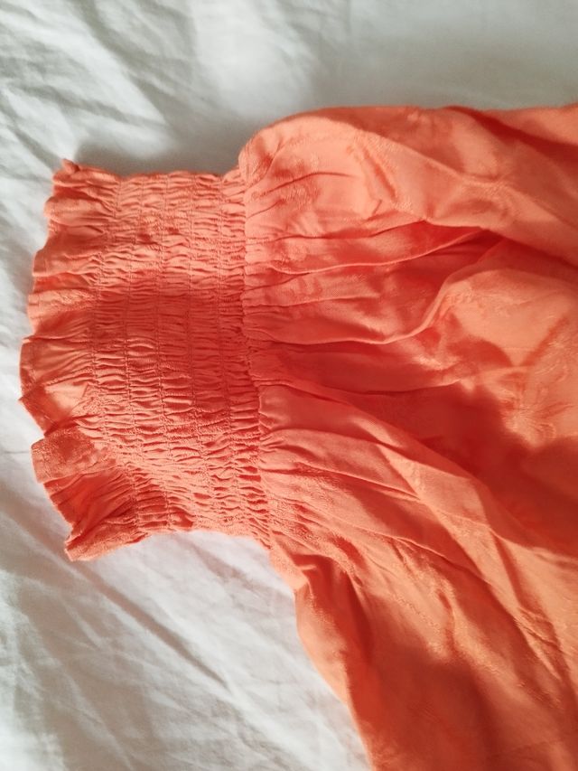 Blusa top coral  talla M