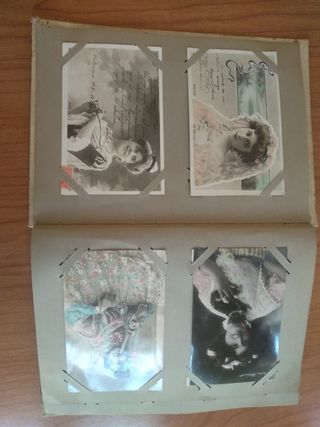 Álbum de postales y fotografías
