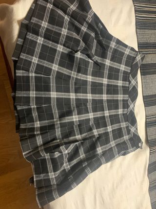 FALDA DE CUADROS NUEVA