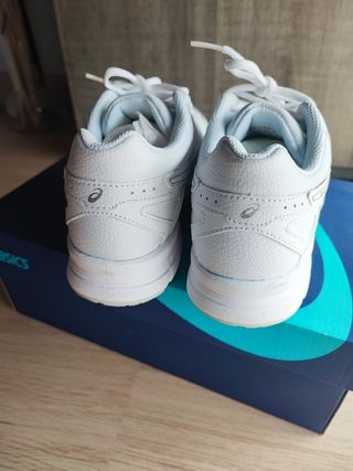 Bambas Asics. Talla 37.